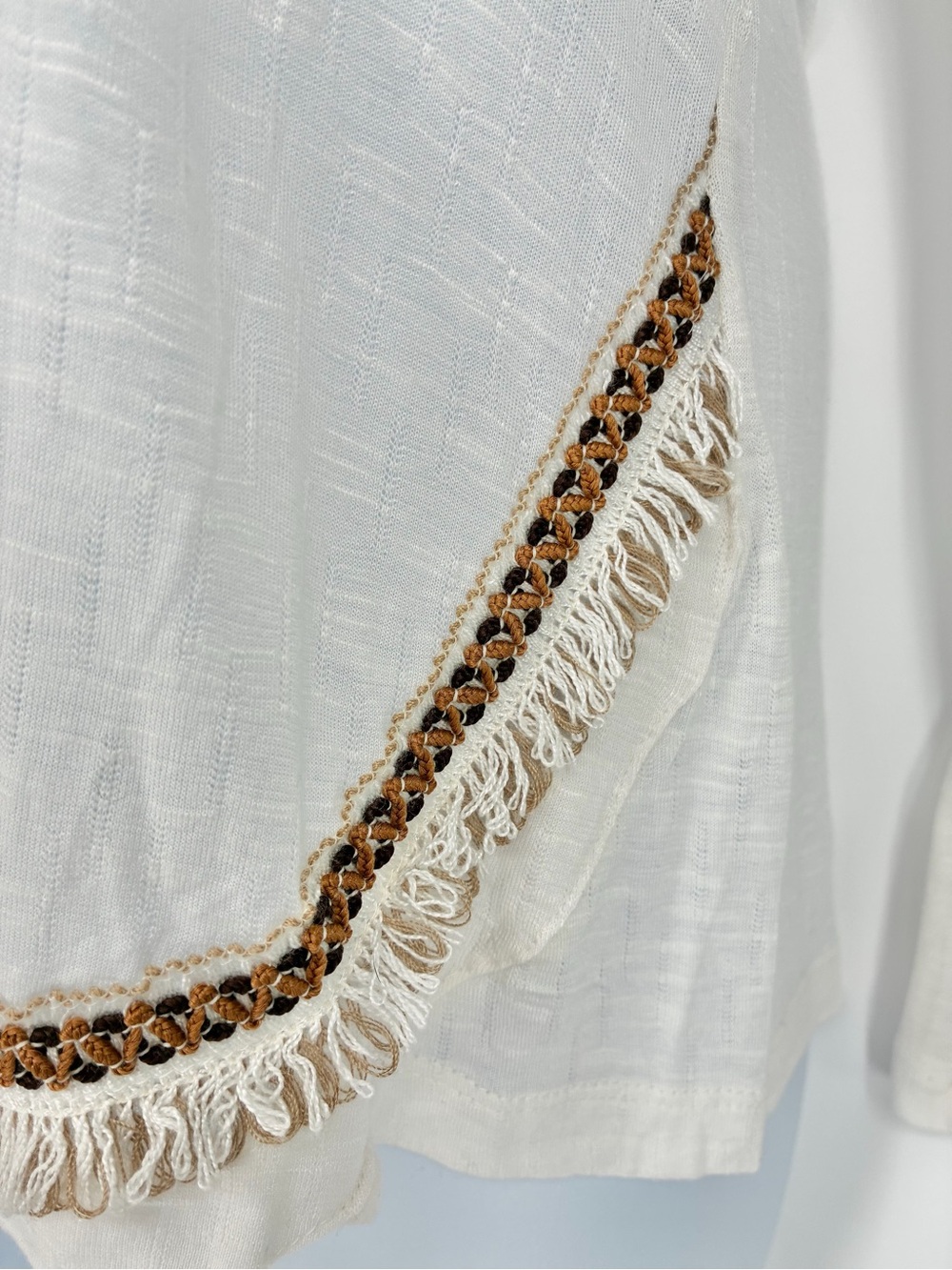 C by Charlotte Russe Ivory Fringe Trim Long Sleeve Slub Knit Top NWT Size L - Picture 5 of 12